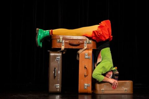 En voyage – Cie Les Accroballes – à partir de 3 ans - Clowns